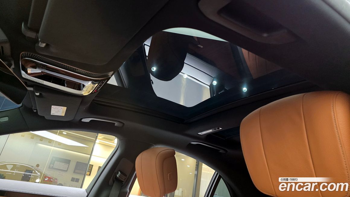 Mercedes-Benz S-Class 2022