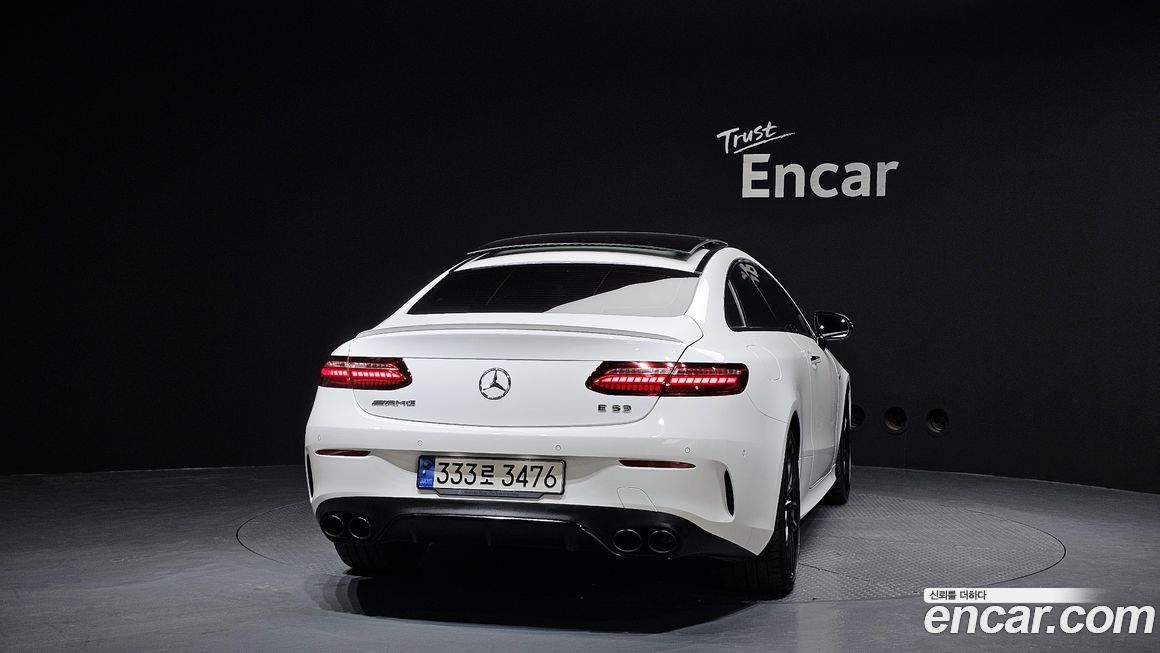 Mercedes-Benz E-Class 2023