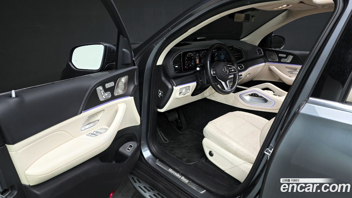 Mercedes-Benz GLE-Class 2023