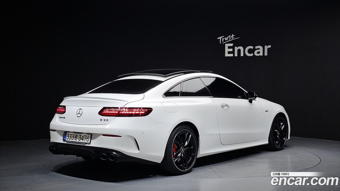 Mercedes-Benz E-Class 2023