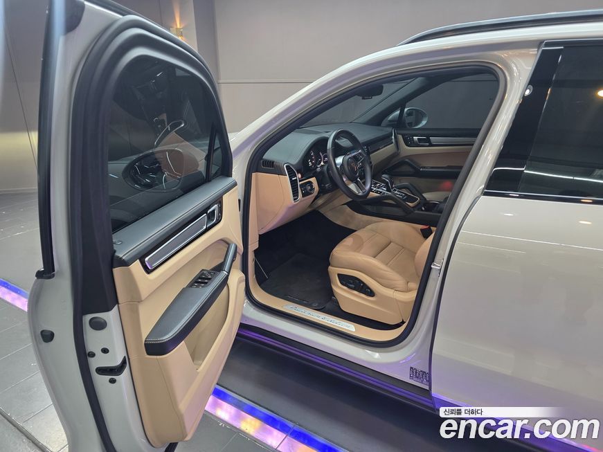 Porsche Cayenne 2023