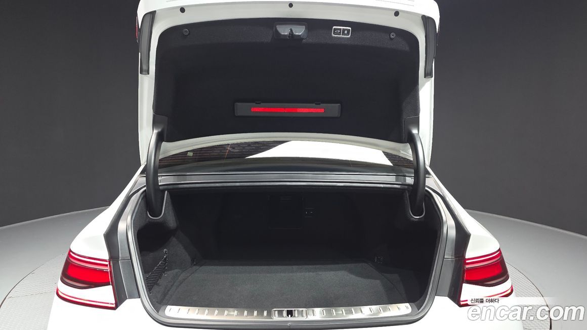 Genesis G90 2024
