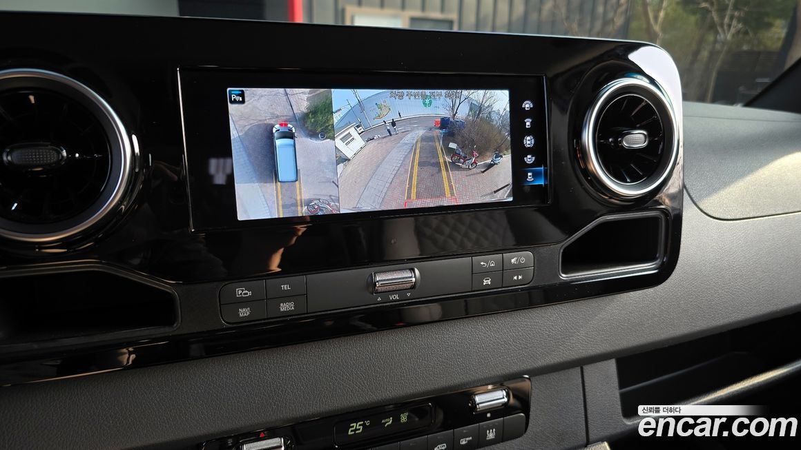 Mercedes-Benz Sprinter 2024