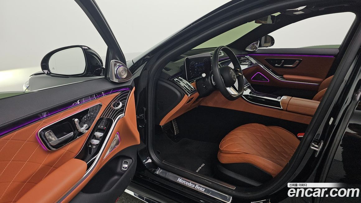 Mercedes-Benz S-Class 2025