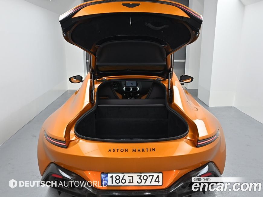 Astonmartin Vantage 2023
