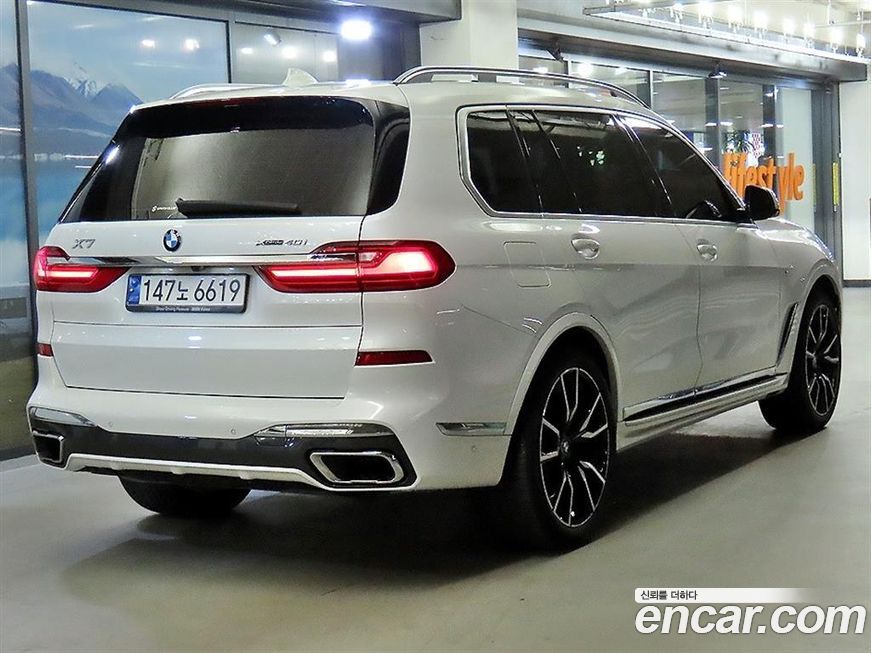 BMW X7 2021