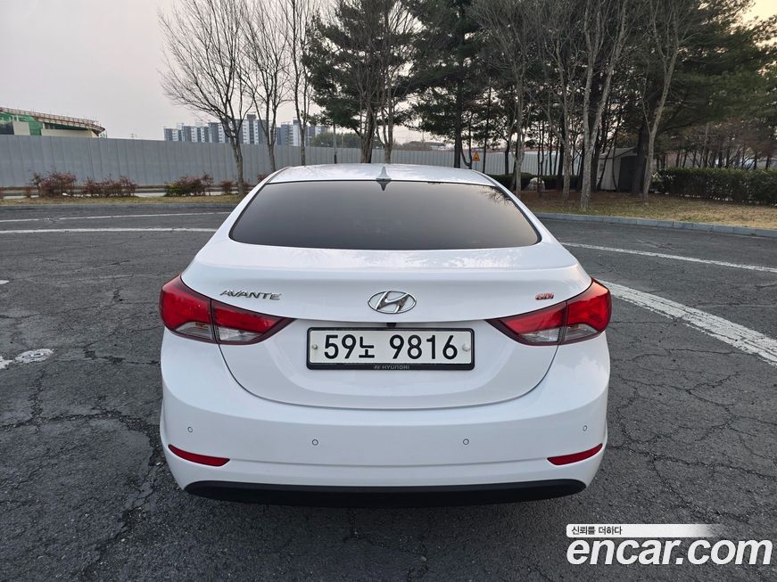 Hyundai AVANTE 2014