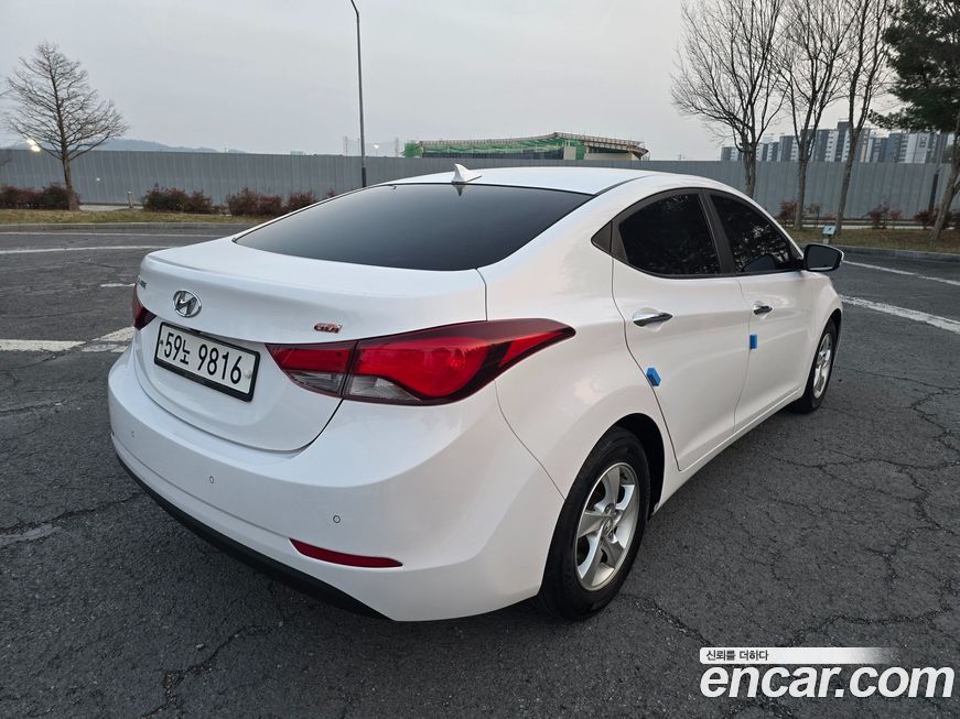 Hyundai AVANTE 2014