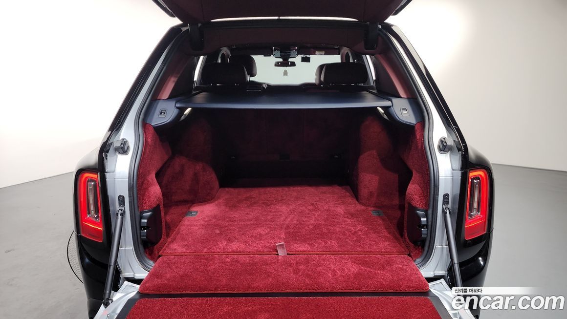 Rolls-Royce Cullinan 2020