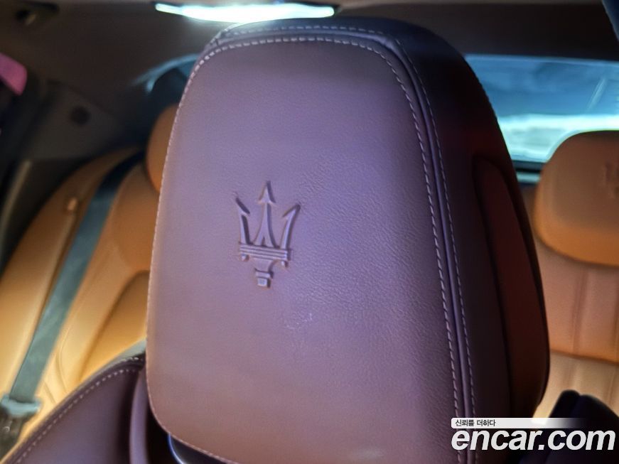 Maserati Ghibli 2020