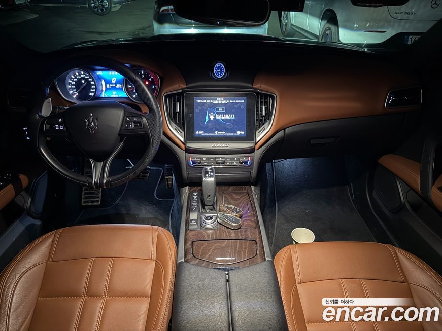 Maserati Ghibli 2020