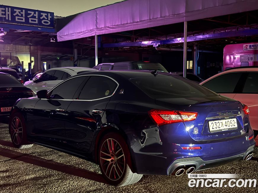 Maserati Ghibli 2020