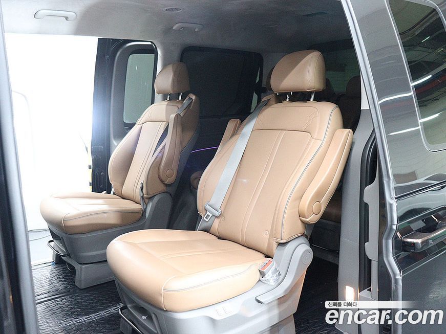 Hyundai Staria 2023