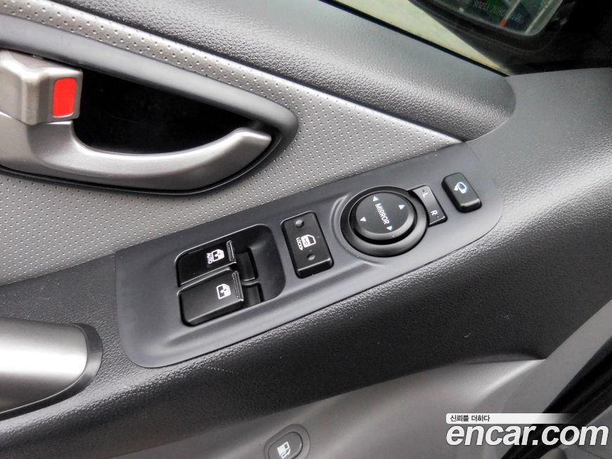 Hyundai Starex 2019
