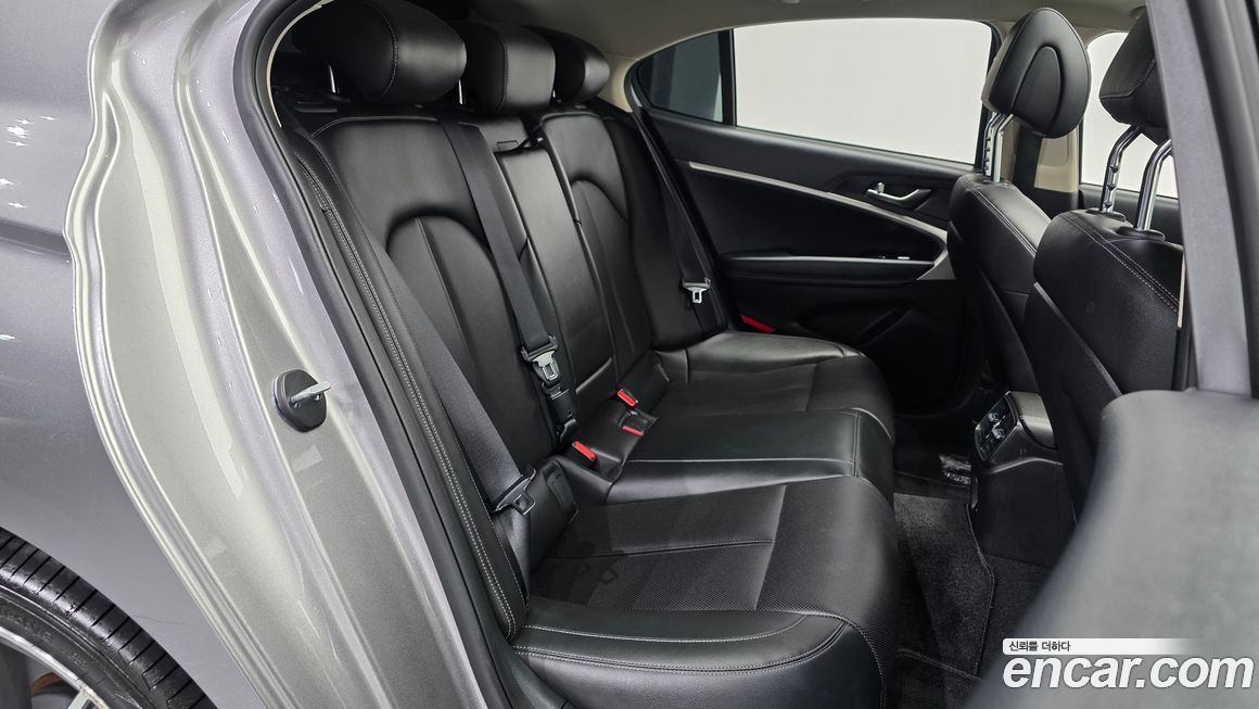 Genesis G70 2023