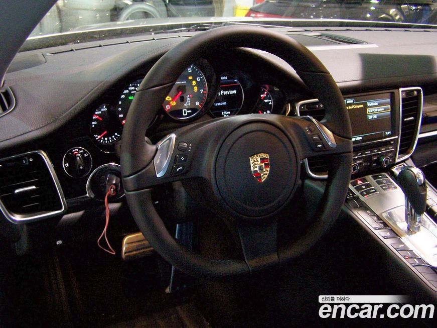 Porsche Panamera 2012