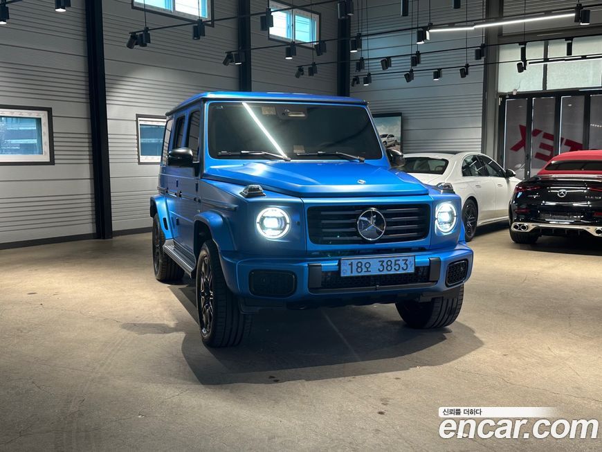 Mercedes-Benz G-Class 2025