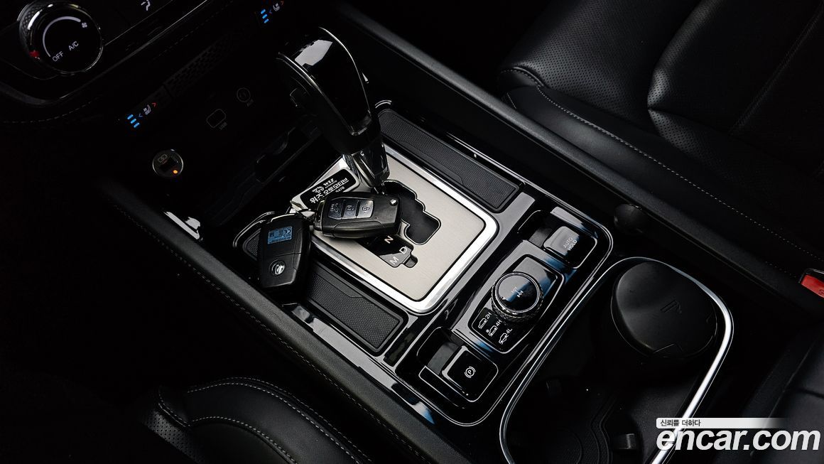 KG_Mobility_Ssangyong Rexton 2018