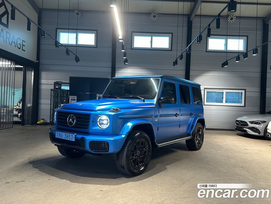 Mercedes-Benz G-Class 2025