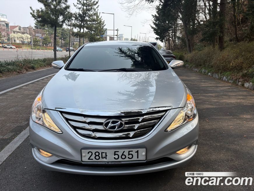 Hyundai Sonata 2010