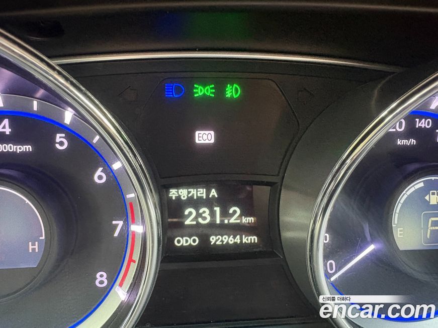 Hyundai Sonata 2010