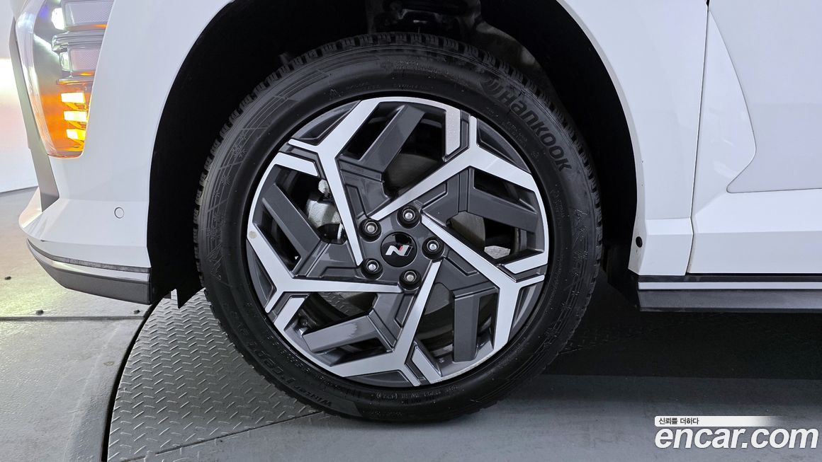Hyundai Kona 2025