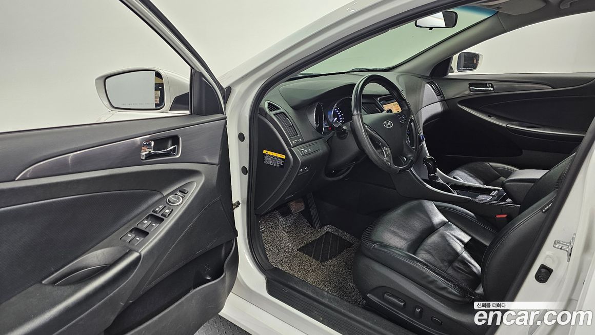 Hyundai Sonata 2013