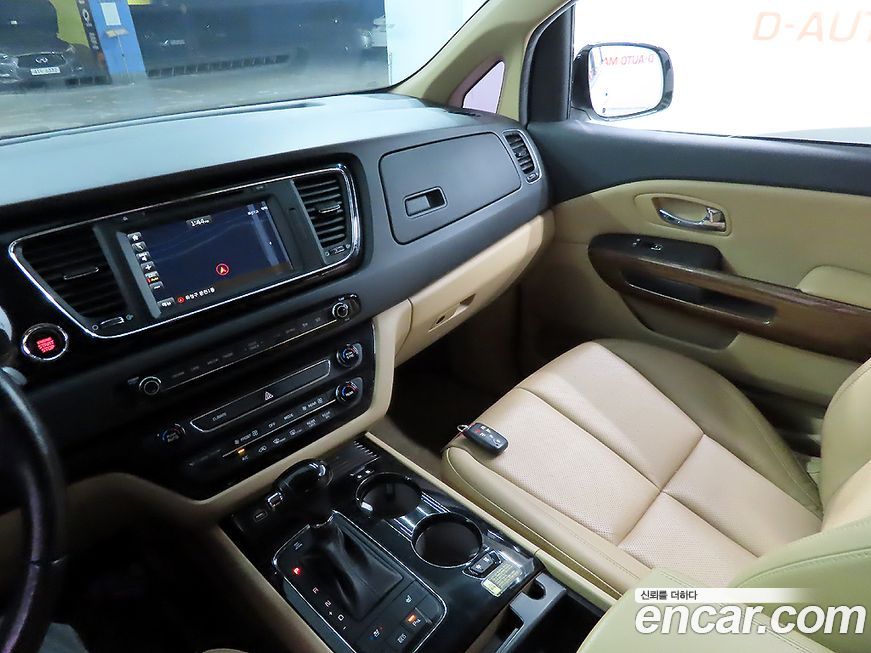 Kia Canival 2016