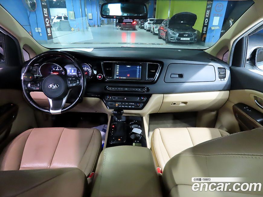 Kia Canival 2016