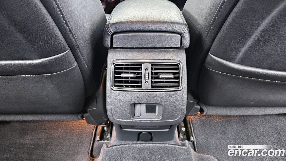 Renault-KoreaSamsung SM7 2012