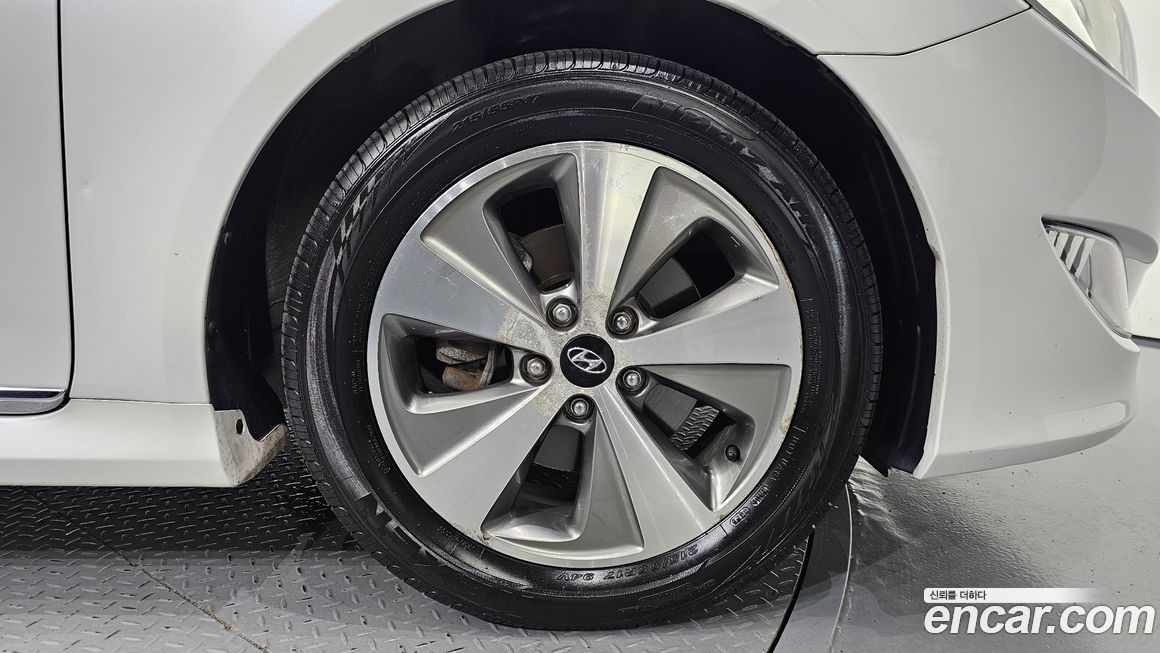 Hyundai Sonata 2013