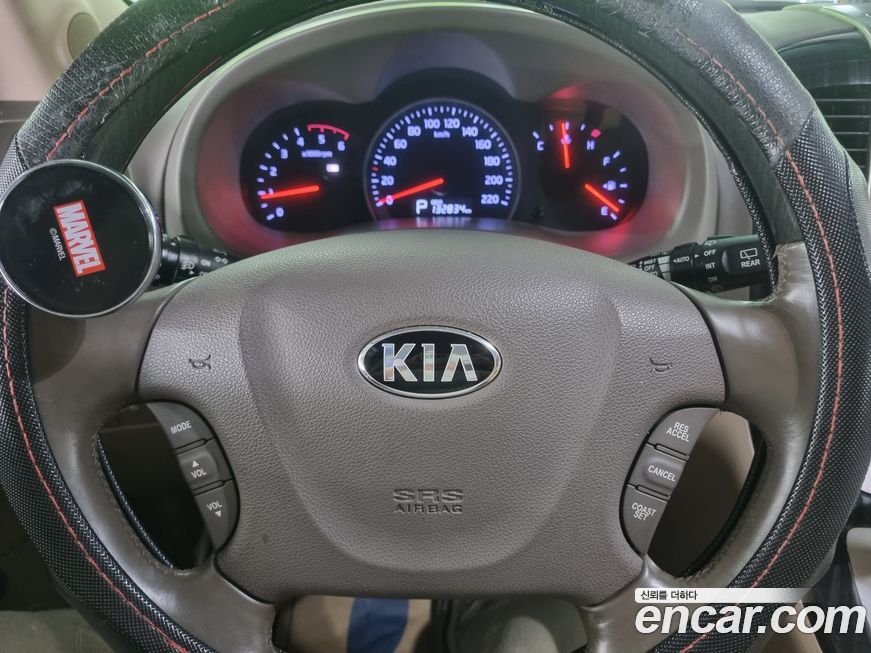 Kia Canival 2013