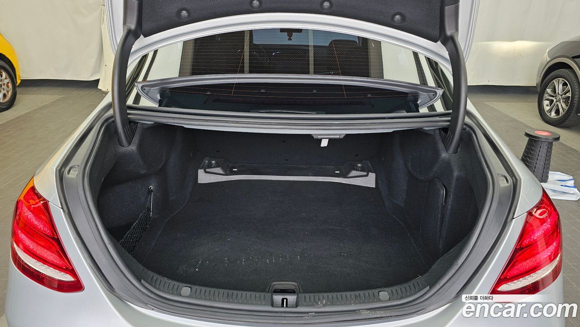 Mercedes-Benz E-Class 2017