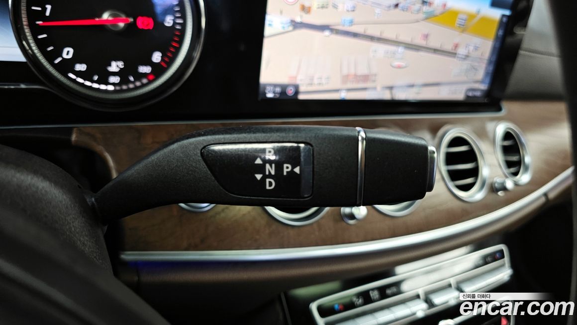 Mercedes-Benz E-Class 2017