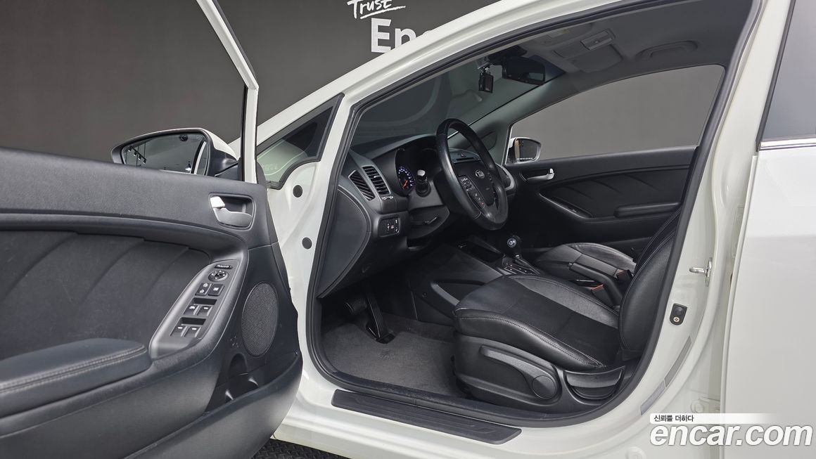 Kia K3 2015