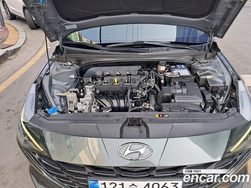 Hyundai AVANTE 2022