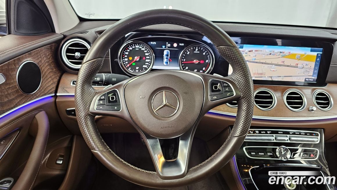 Mercedes-Benz E-Class 2017
