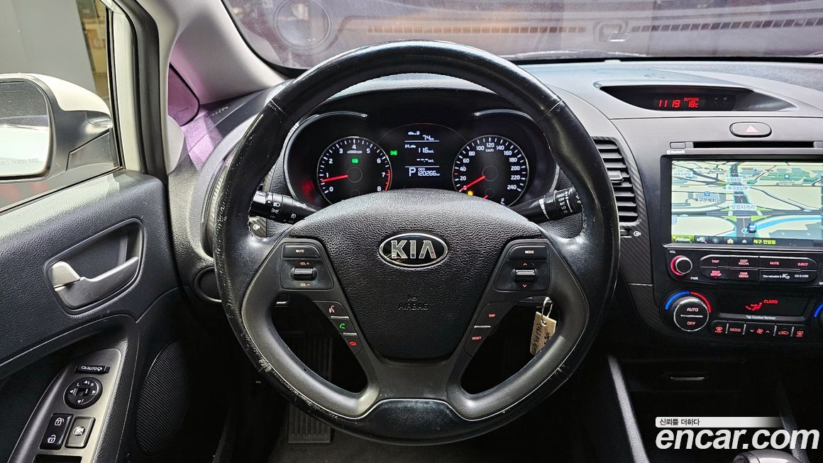 Kia K3 2015