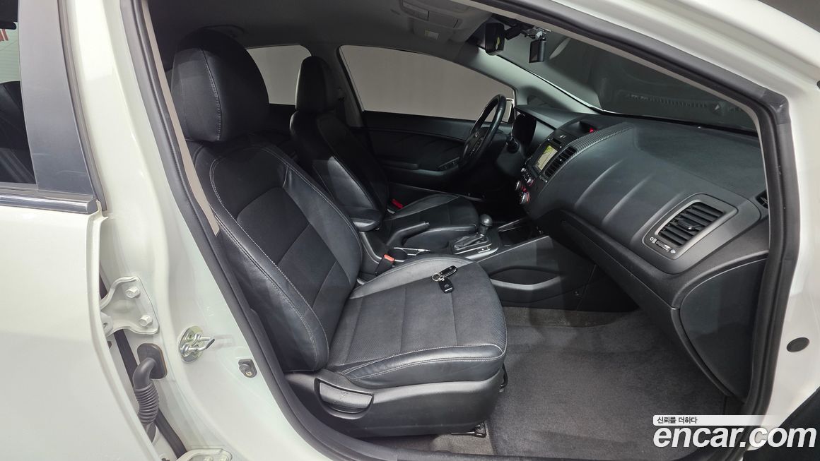 Kia K3 2015