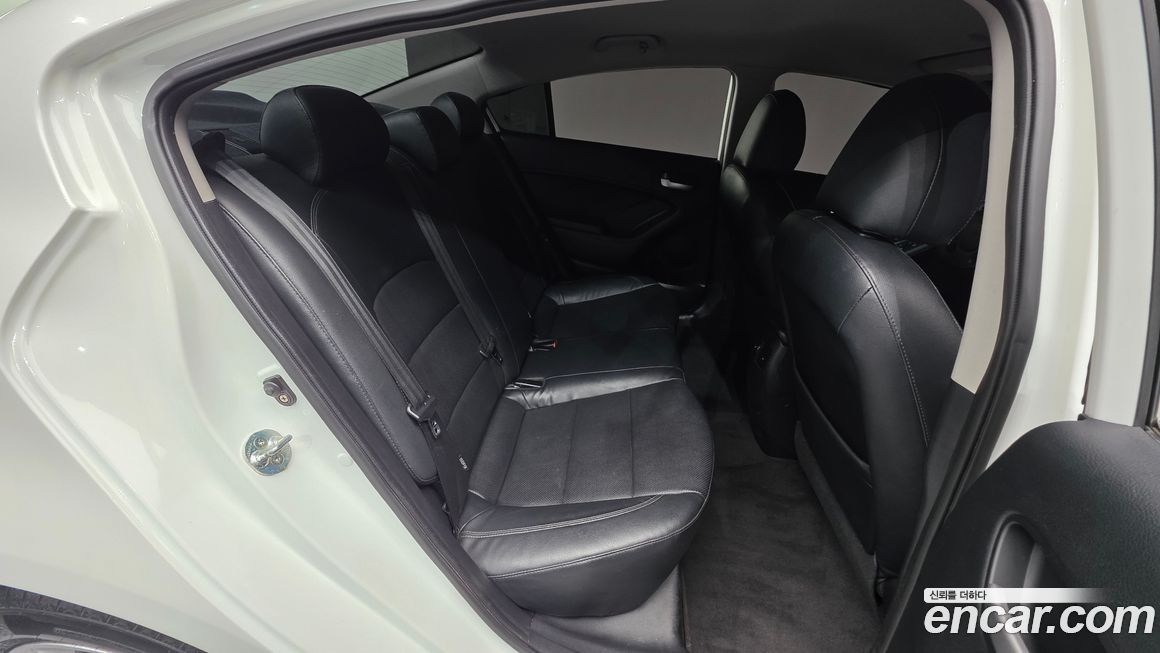 Kia K3 2015