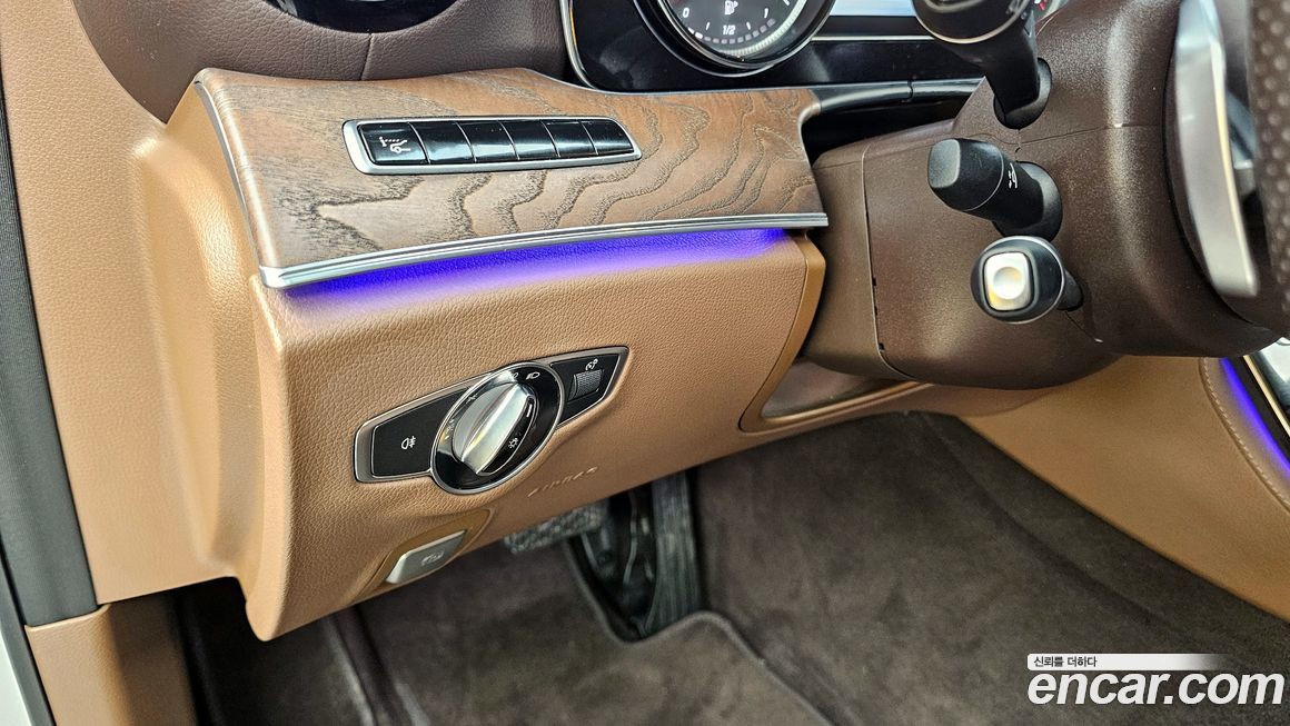 Mercedes-Benz E-Class 2017