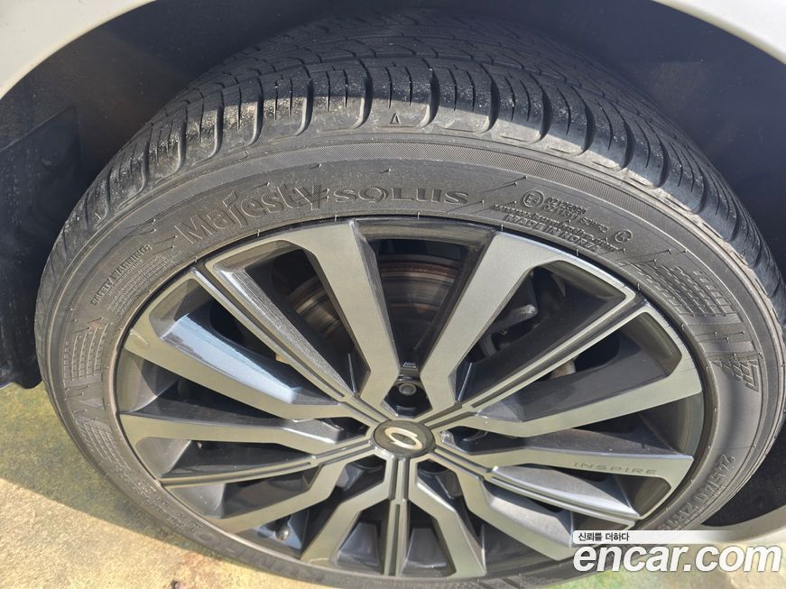 Renault-KoreaSamsung SM6 2024