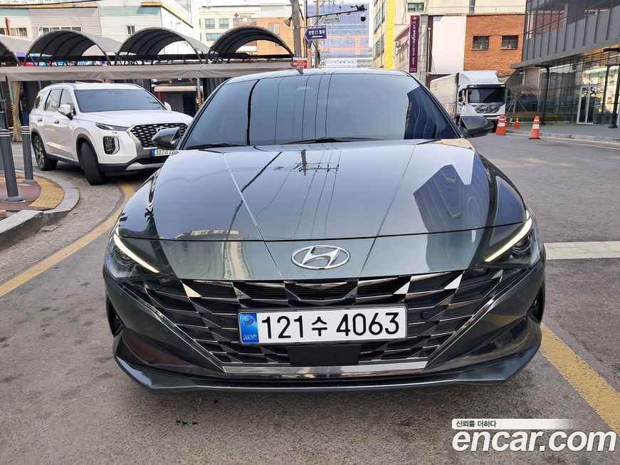 Hyundai AVANTE 2022