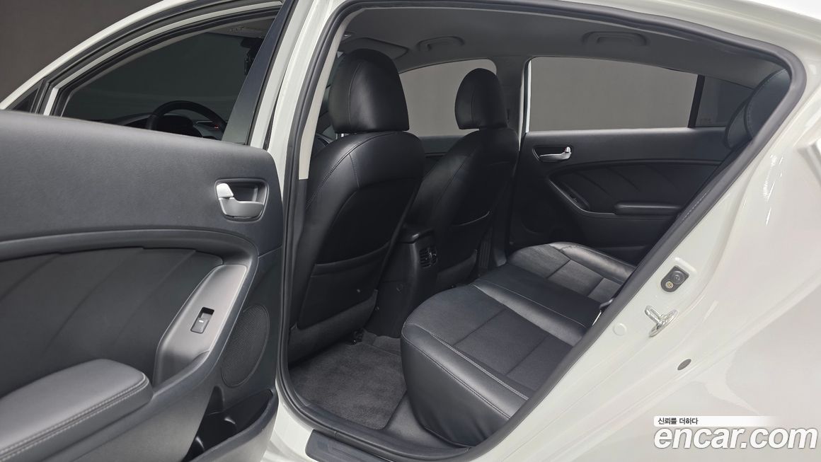 Kia K3 2015