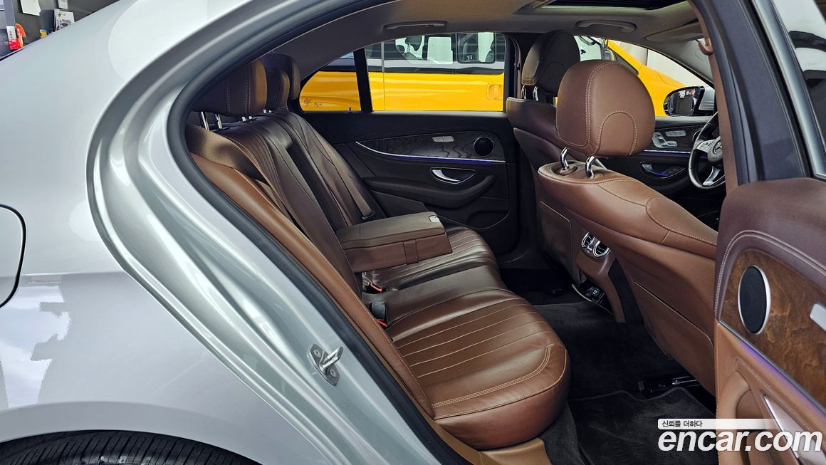 Mercedes-Benz E-Class 2017