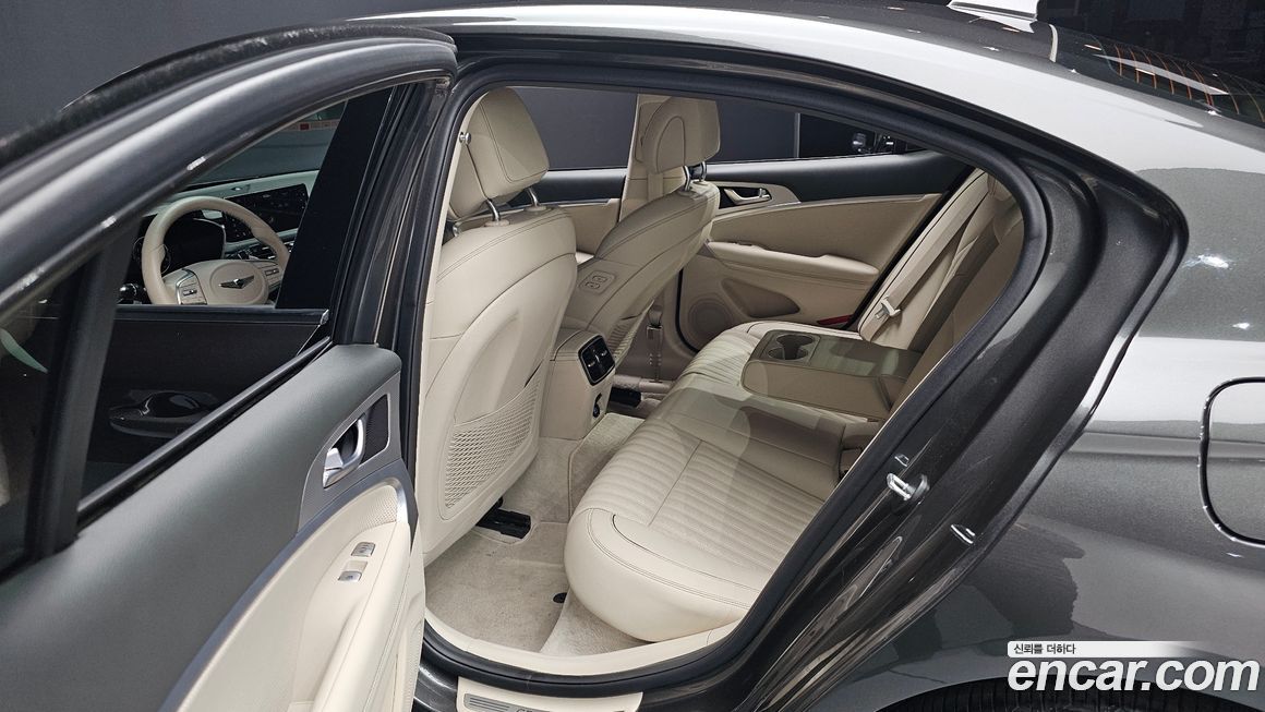 Genesis G70 2023