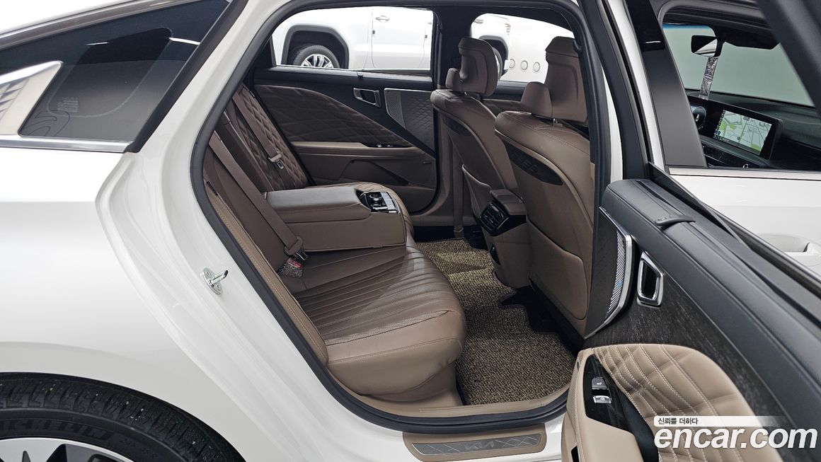 Kia K8 2023