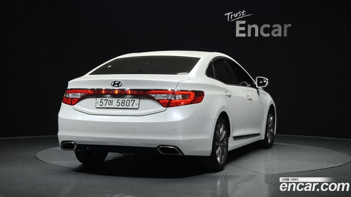 Hyundai Grandeur 2015