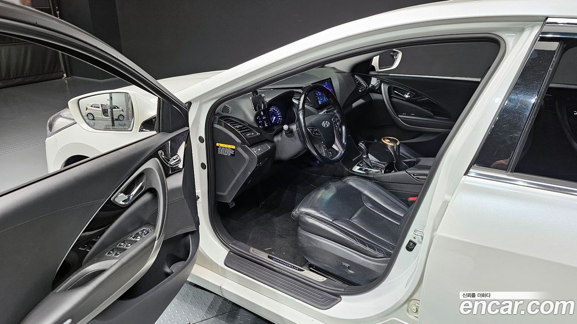 Hyundai Grandeur 2015