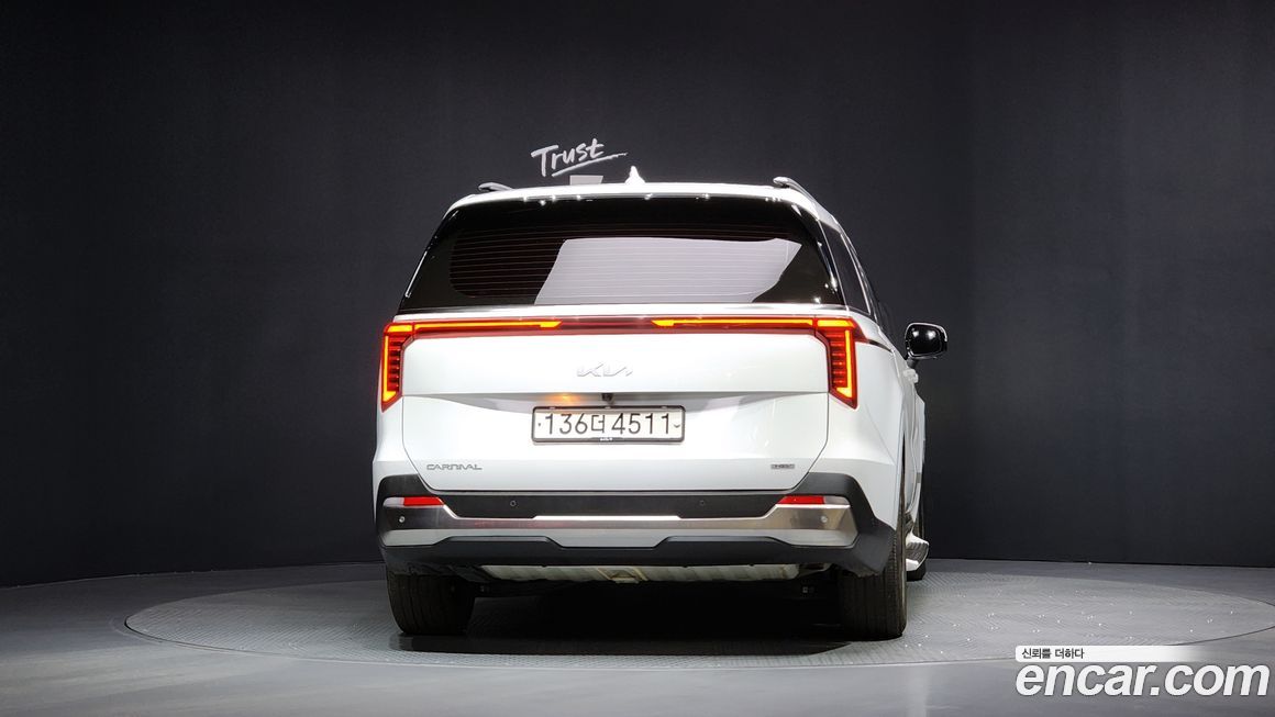 Kia Canival 2025